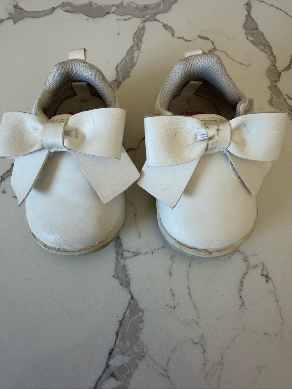 Stride Rite bow shoes
